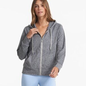 Vuori Halo 2.0 Heather Gray Zippered Long Sleeve Hoodie